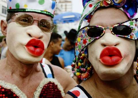 Mononucleose: No carnaval, cuidado com a doença do beijo