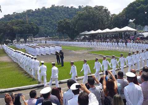 Marinha anuncia concurso para vagas no Colégio Naval
