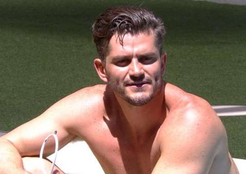 BBB 17: Antes e depois de Marcos impressiona. Veja fotos