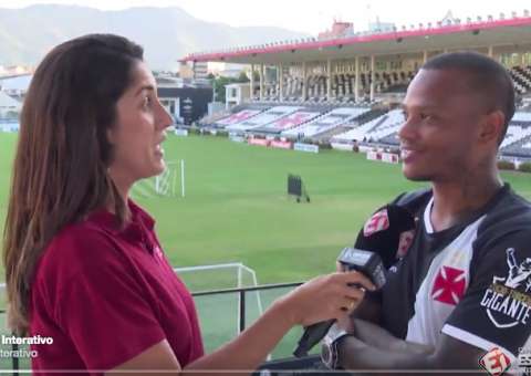 Novo atacante do Vasco surpreende repórter ao falar palavrão ao vivo 