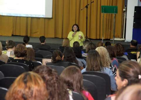 Escolas de Manaus recebem ação de prevenção à violência e ao uso de drogas