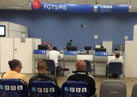 Maiores de 70 anos podem sacar FGTS das contas inativas sem esperar calendário  