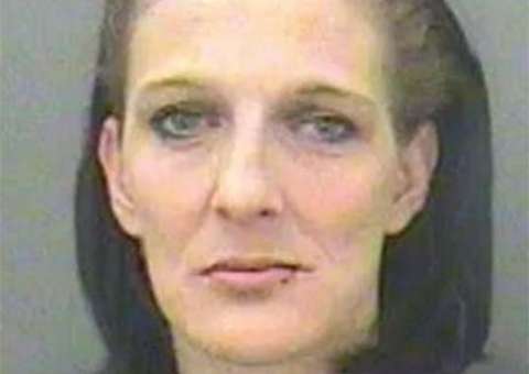 Homem esconde o corpo de namorada por 15 meses dentro do armário