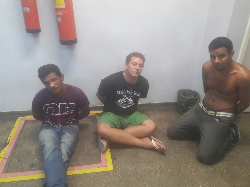 Trio é preso suspeito de assaltar posto de gasolina em Manaus