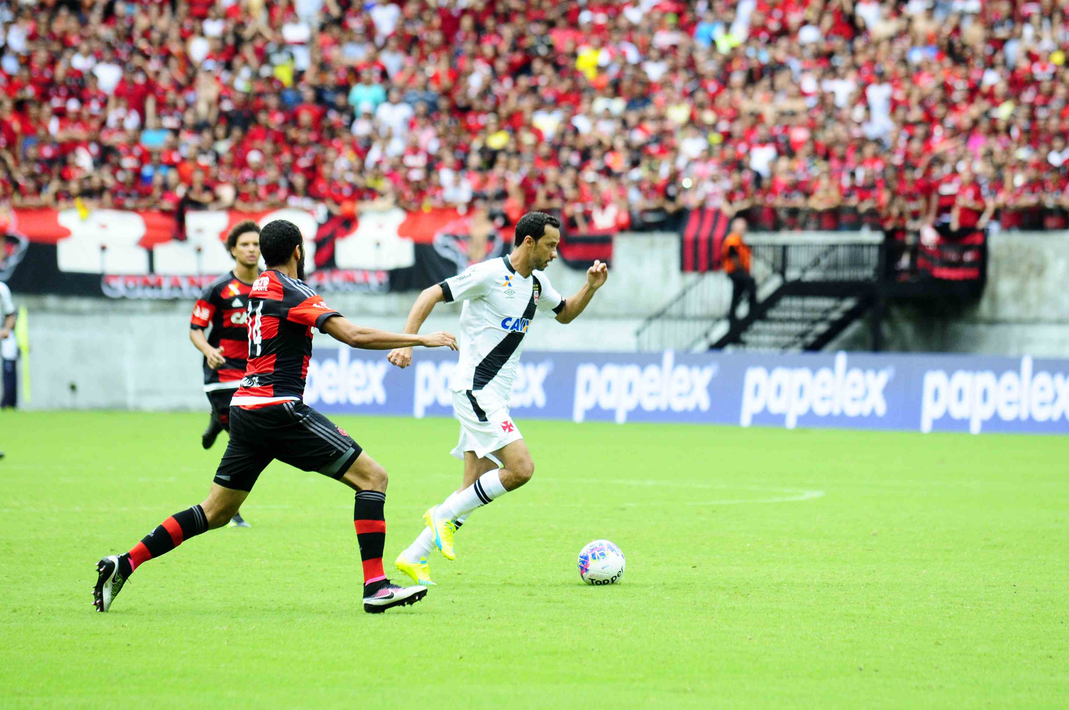 Federação de Futebol do RJ bate o martelo e define sede do clássico entre Vasco e Flamengo