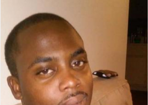 Após roubar van funerária, homem devolve por ficar com medo de cadáver