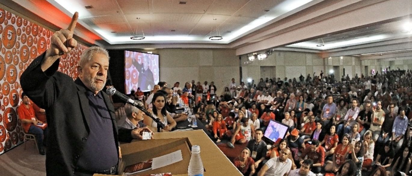 PF apura pagamento de palestra de Lula por intermediária da Odebrecht