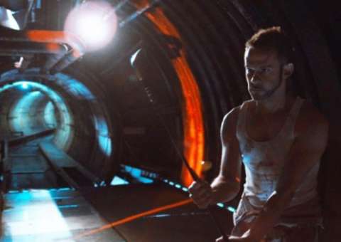 Ficção científica ‘Atomica' ganha trailer sensacional. Assista