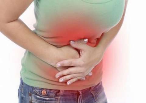 Ficar longas horas sem se alimentar pode acabar com seu estômago