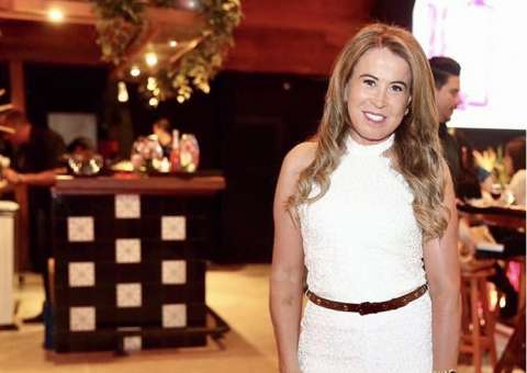 Zilu compra mansão após se divorciar oficialmente de Zezé