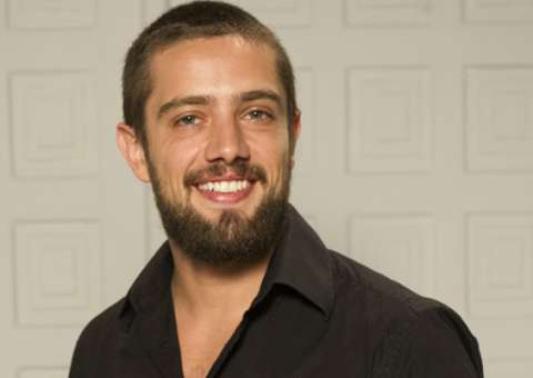 Rafael Cardoso vai substituir Cauã Reymond em novela ‘Prova de Fogo’