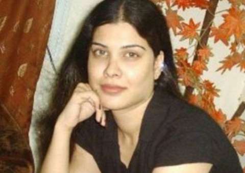 Jovem fica com rosto desfigurado após ser atacada por amigo