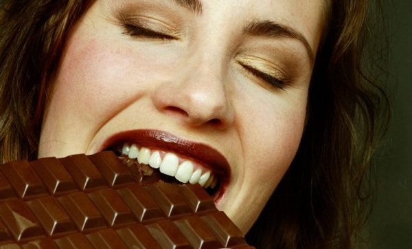 Comer chocolate todos os dias podem ajudar você a emagrecer, aponta estudo