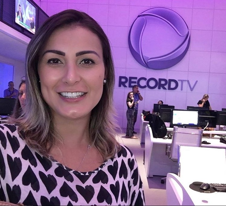 Andressa Urach é demitida da Record 