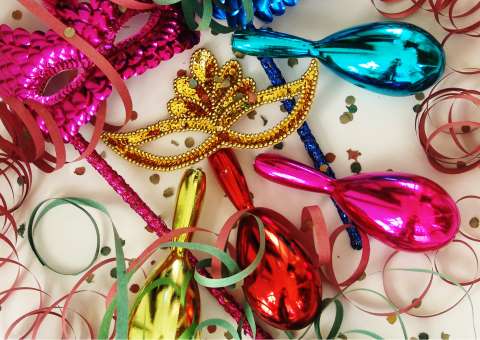 Em Manaus, pessoas em situação de rua ganham festa de carnaval 