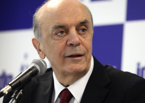 José Serra pede exoneração do Ministério das Relações Exteriores