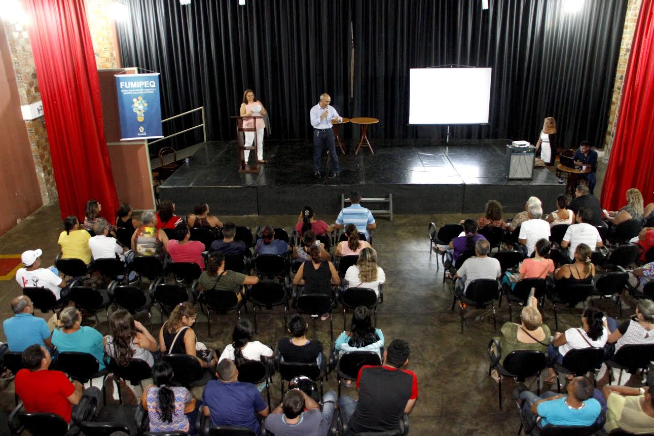 Microempresários do Shopping T4 participam de curso sobre atendimento ao cliente 