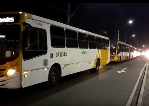  Transportes alternativos foram liberados para atender população em Manaus