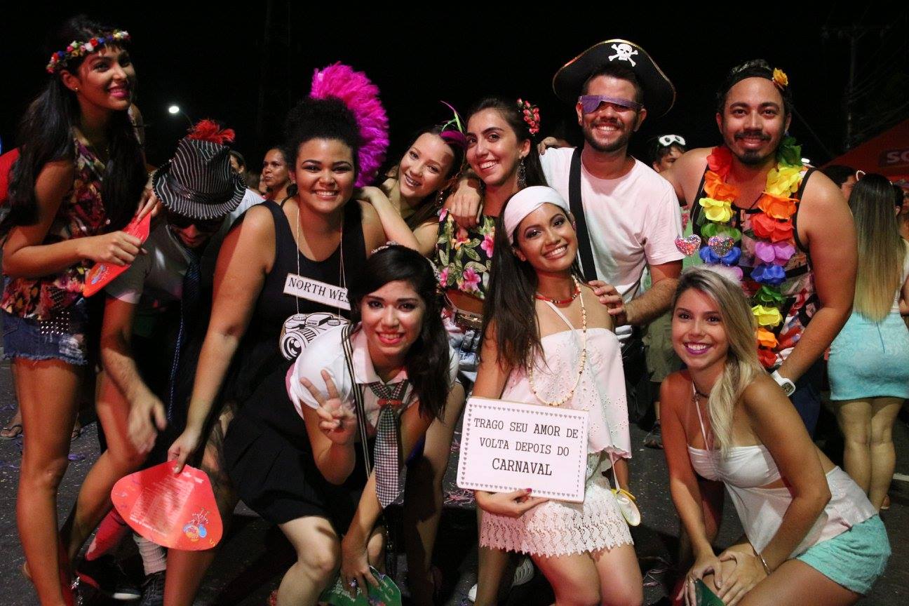 Bloco do Parque 10 traz de volta a tradição do carnaval de rua 