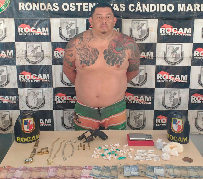 Homem é preso com 65 trouxinhas de drogas na Zona Oeste de Manaus