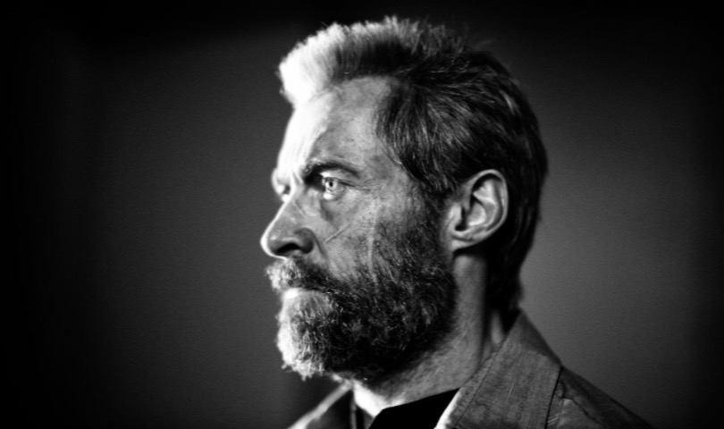 Logan vídeo promocional em preto e branco