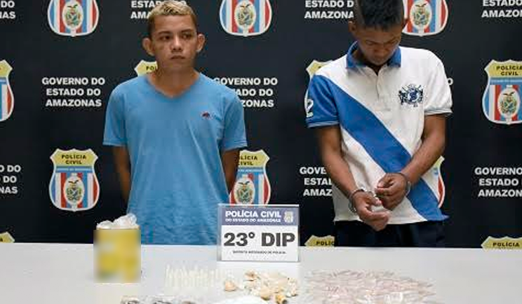 Dupla é presa em flagrante com kits de drogas que seriam vendidos no Carnaval