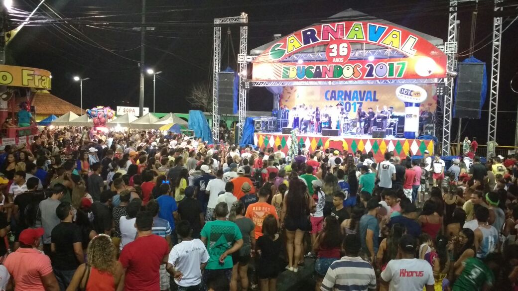Carnaval do Educandos agita noite dos foliões neste sábado