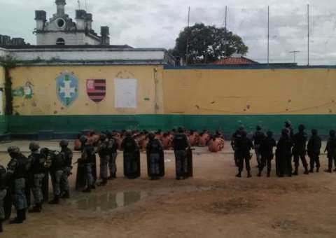 Nova revista é realizada na Raimundo Vidal e 100 presos são transferidos de celas após fuga