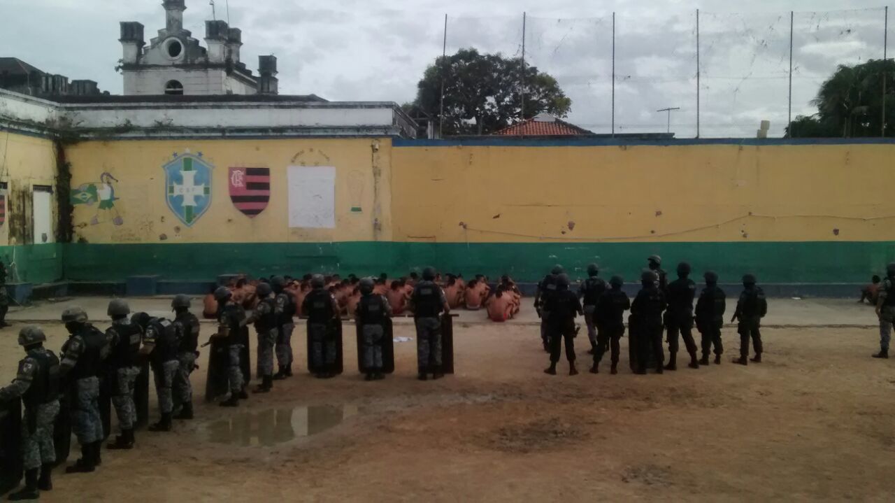Nova revista é realizada na Raimundo Vidal e 100 presos são transferidos de celas após fuga