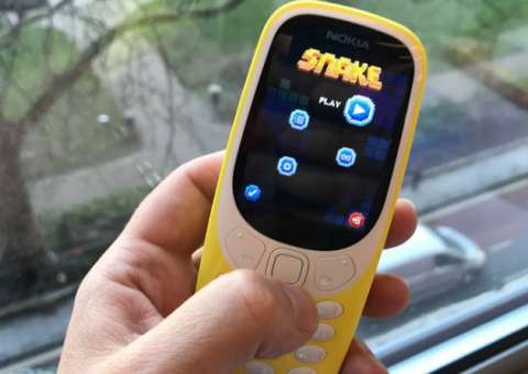 Repaginado, Nokia 3310 está de volta com jogo da cobrinha (Snake)  