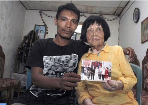 Jovem de 28 anos e senhora de 82 conversam por horas e tomam decisão inesperada