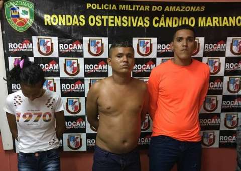  Polícia prende trio suspeito de roubar carro na Zona Leste Da cidade