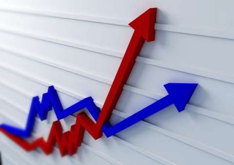 Lula e Bolsonaro lideram pesquisas para presidente em Manaus 