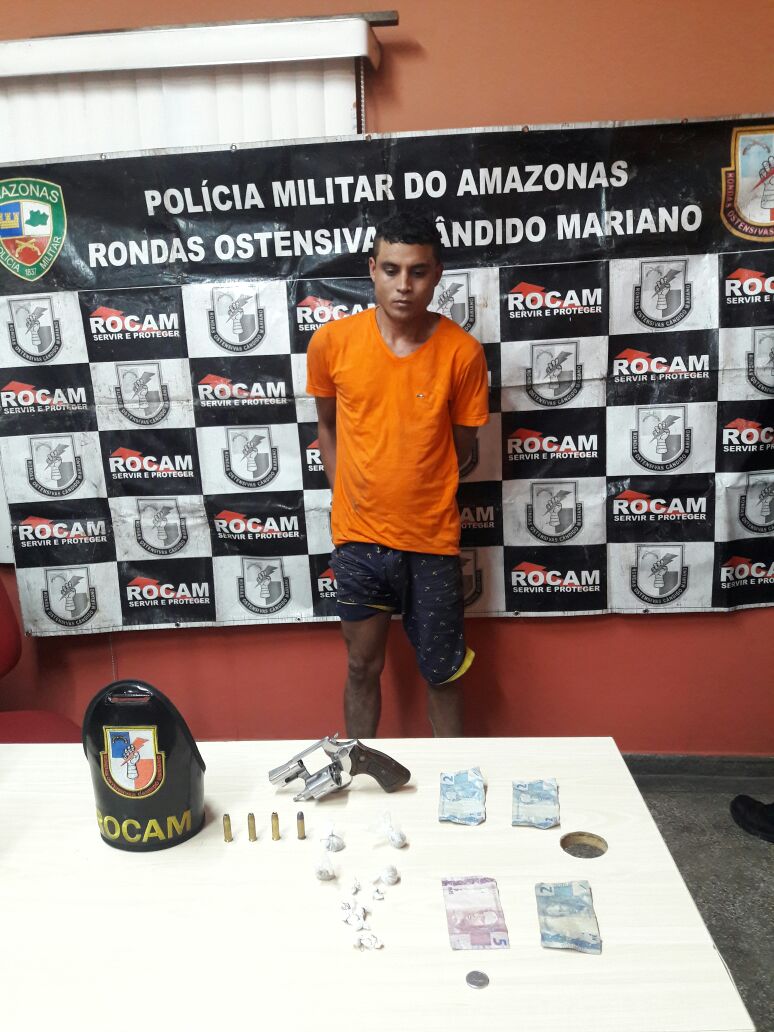 Homem é preso com arma de fogo após tentar fugir da polícia em Manaus 