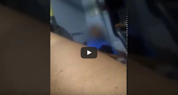 Homem é flagrado se masturbando dentro de ônibus em Manaus