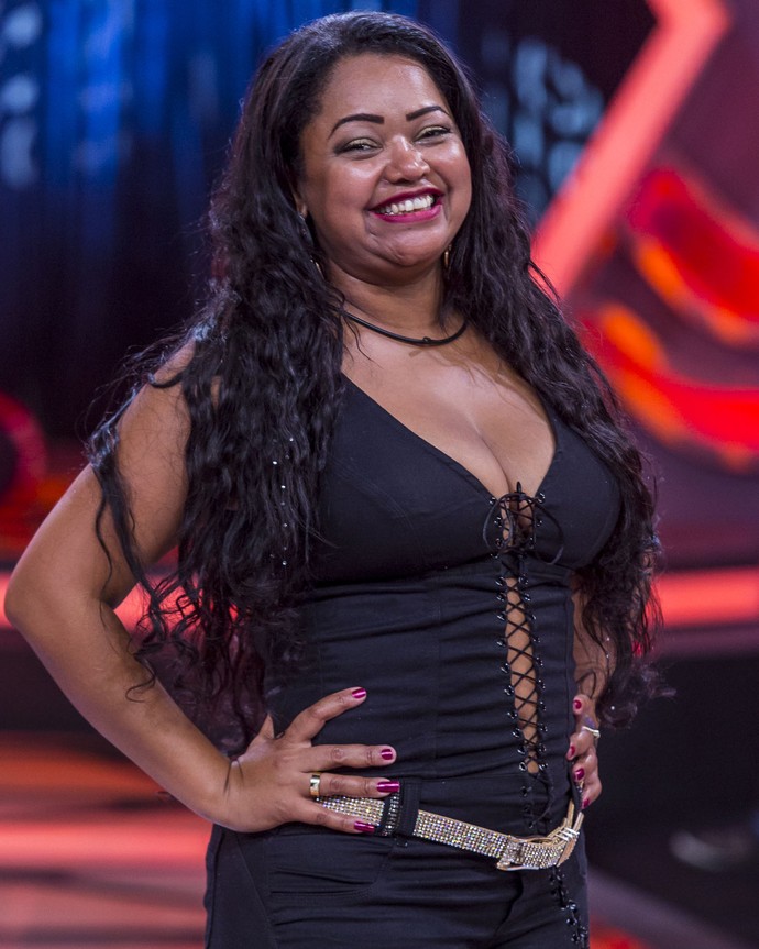 BBB17: Elis fala sobre atitude na casa e surpreende a todos