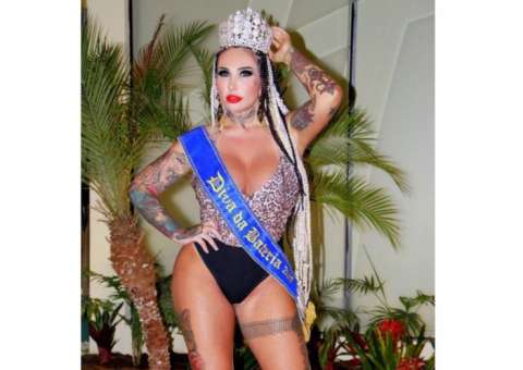 Sabrina Boing Boing promete desfilar pelada para comemorar vitória da Tatuapé