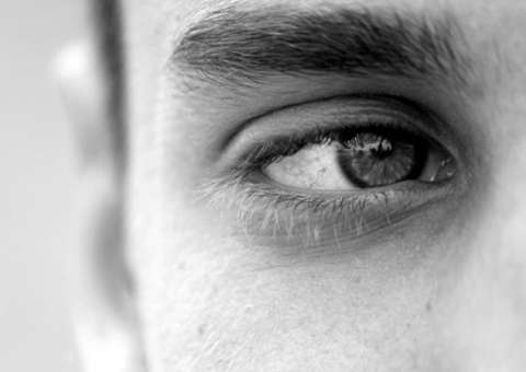 Planta usada para preparar remédio caseiro pode levar à cegueira