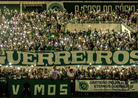 Após tragédia, Chape fará primeira viagem internacional em voo comercial