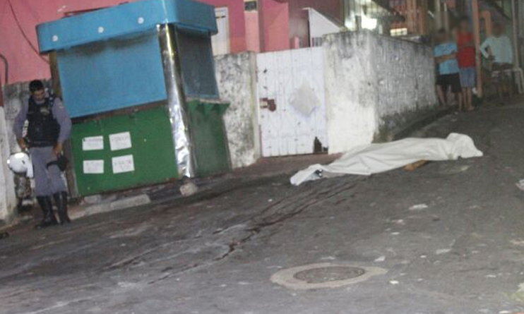 Tiroteio mata três pessoas em Manaus; Um deles por engano