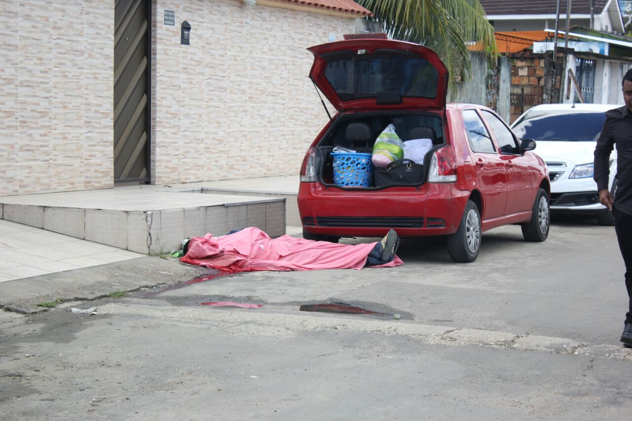 Homem é executado ao chegar em casa em Manaus