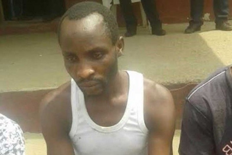 Homem mata namorada para fazer sexo com cadáver, ‘eu dava dinheiro e ela não me dava nada’