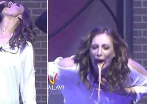 Apresentadora vomita durante programa após tomar líquido estranho