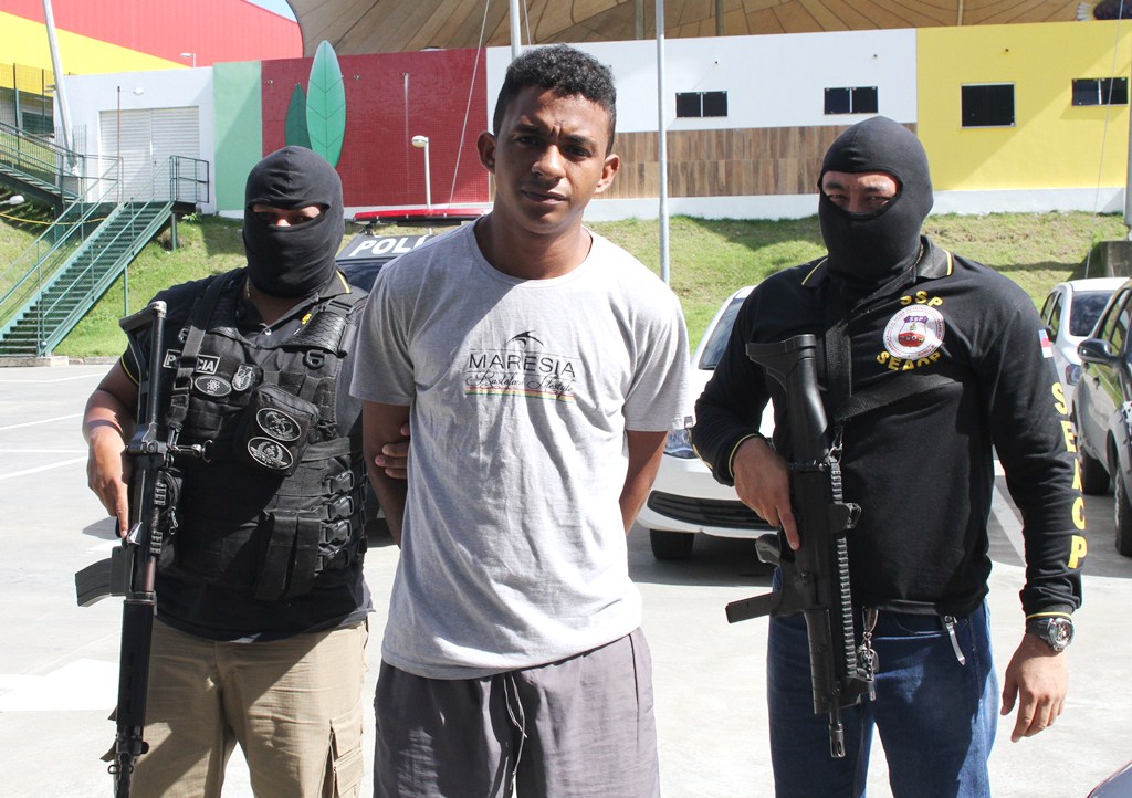 Detento que fugiu de ambulância durante transferência é recapturado em Manaus