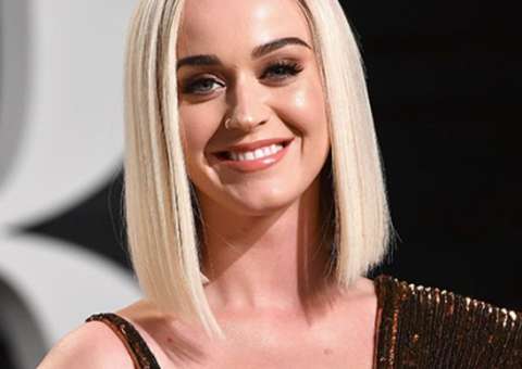  Após término, Katy Perry radicaliza no visual e vira um dos assuntos mais comentados