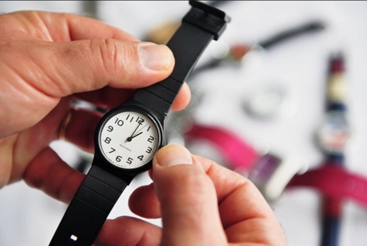 Horário de verão gerou economia de R$ 159 milhões com redução do uso de térmicas