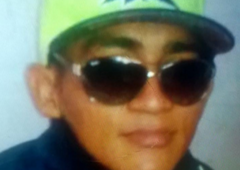 Jovem desaparece após sair de casa para comprar cigarros em Manaus