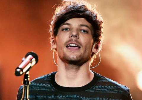 Louis Tomlinson, do One Direction, é preso em Los Angeles