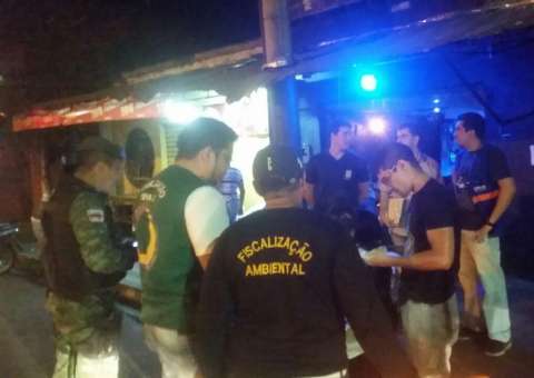 Nove bares são interditados em Manaus