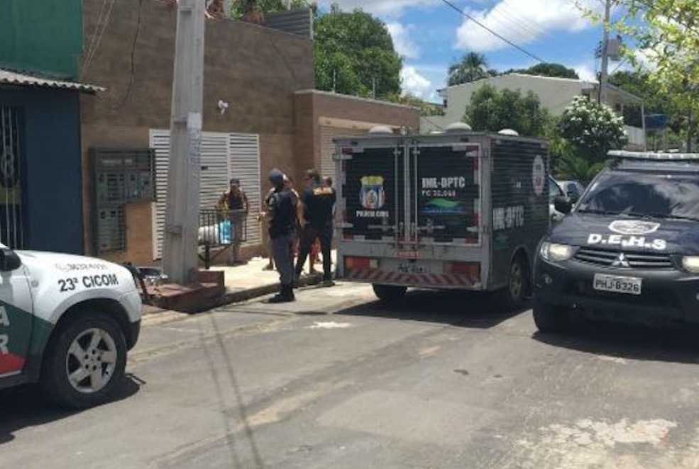 Após arrastão e tiroteio, um dos suspeitos é encontrado morto em Manaus  